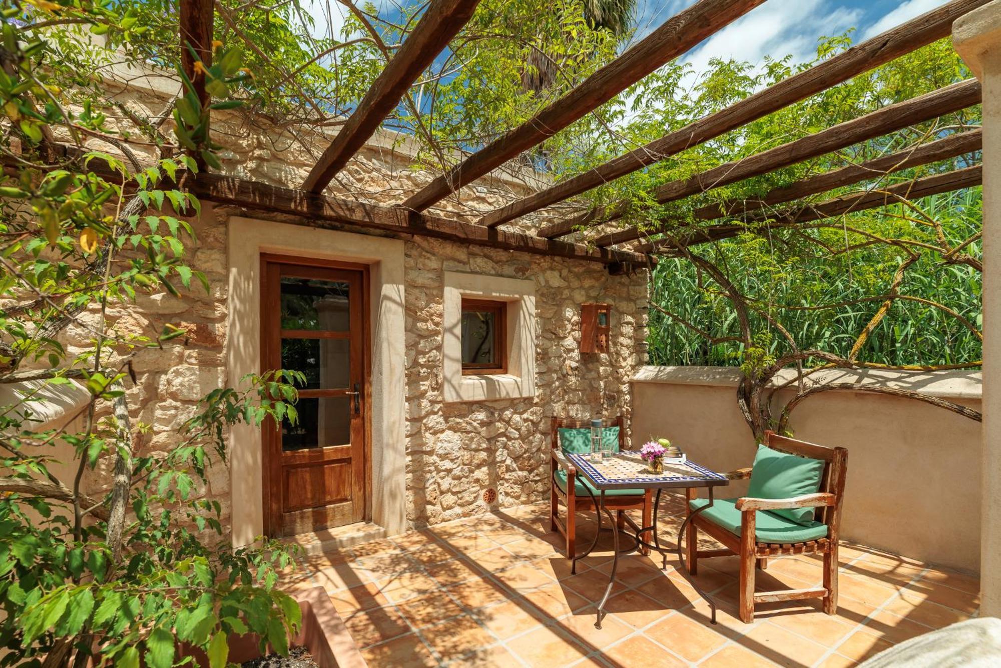 Deluxe Double or Twin Room Terrace